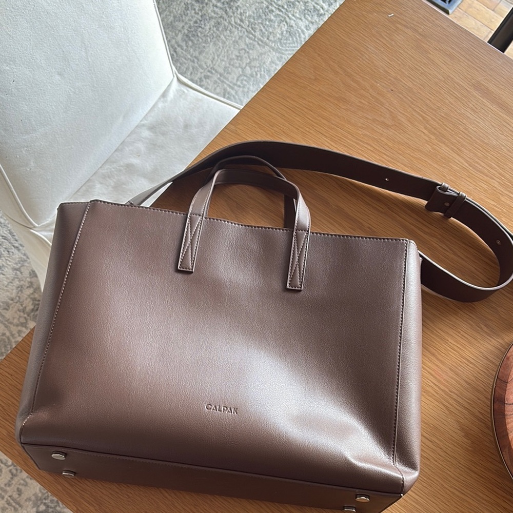 Calpak Haven tote bag- Espresso
